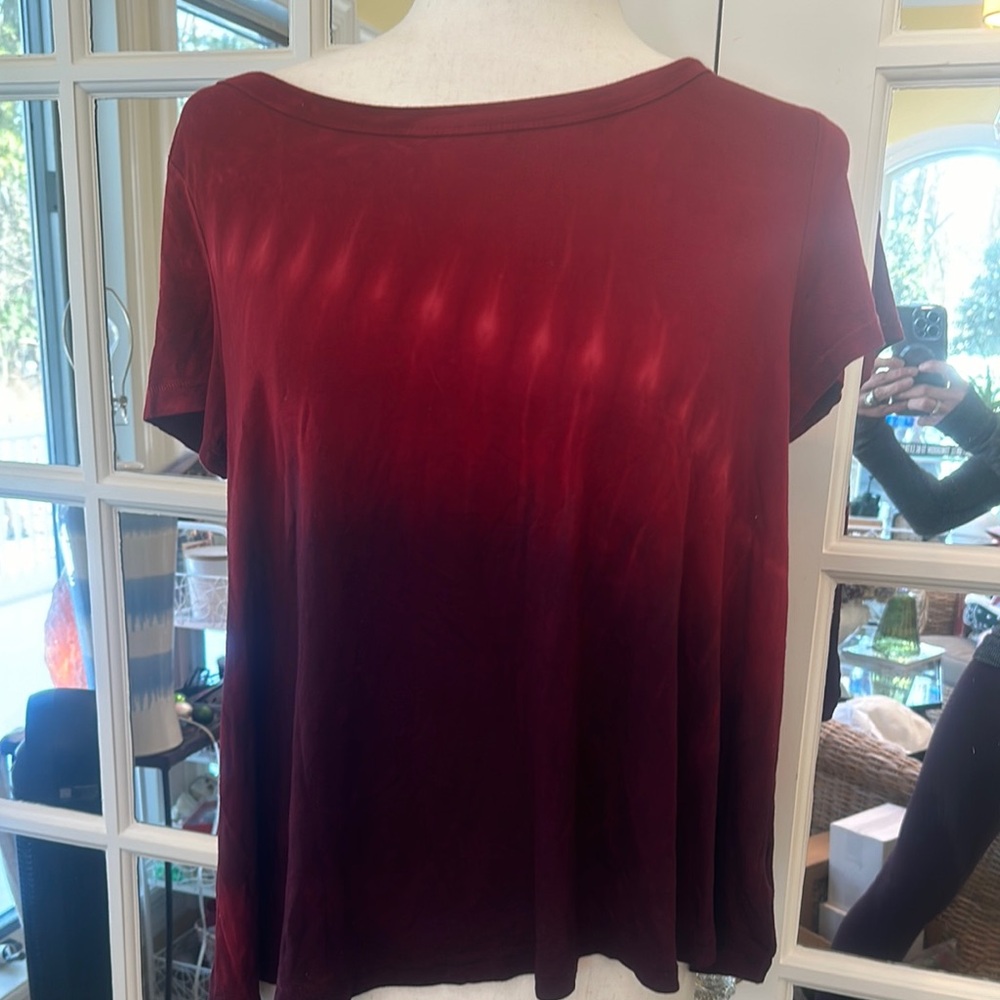 American Eagle EUC Soft & Sexy Short Sleeve T-shirt in red Ombre Size S boxy fit